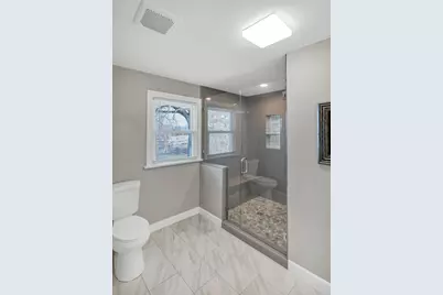 512 Bay Road, McHenry, IL 60051 - Photo 16