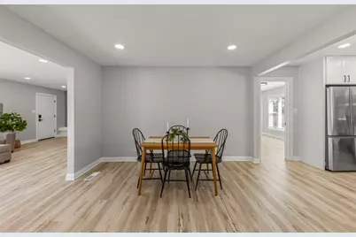 405 Turf Lane, Wheaton, IL 60187 - Photo 8