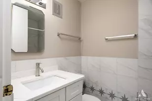 18 E Old Willow Rd, Prospect Heights, IL 60070 - Photo 14