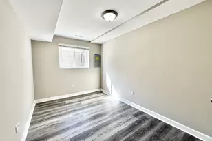 4630 S Honore St, Chicago, IL 60609 - Photo 12