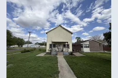 523 W 9th Street, Gibson City, IL 60936 - Photo 2