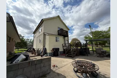 523 W 9th Street, Gibson City, IL 60936 - Photo 18