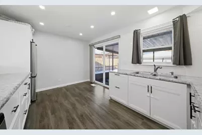 7635 S Oconto Avenue, Bridgeview, IL 60455 - Photo 8