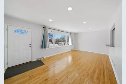 7635 S Oconto Avenue, Bridgeview, IL 60455 - Photo 4