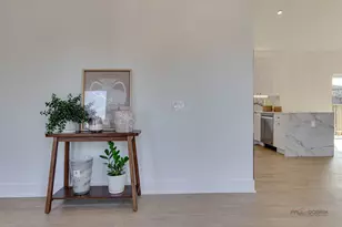 19 Marina Dr, Des Plaines, IL 60016 - Photo 6