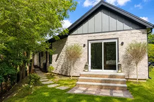 19 Marina Dr, Des Plaines, IL 60016 - Photo 4
