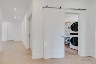 19 Marina Dr, Des Plaines, IL 60016 - Photo 34