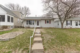 1850 45th St, Rock Island, IL 61201 - Photo 2