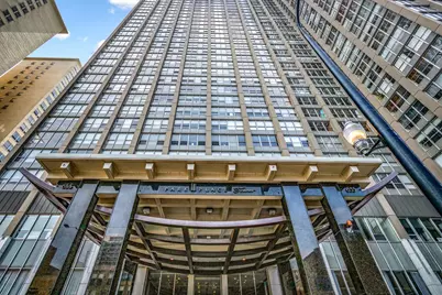 655 W Irving Park Road #1502, Chicago, IL 60613 - Photo 24