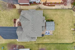 647 Bennett Dr, North Aurora, IL 60542 - Photo 48