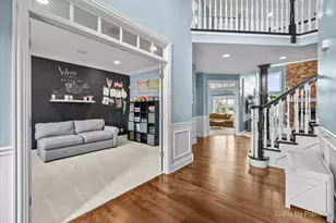 647 Bennett Dr, North Aurora, IL 60542 - Photo 6