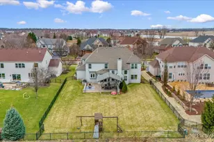 647 Bennett Dr, North Aurora, IL 60542 - Photo 46