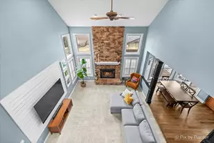 647 Bennett Dr, North Aurora, IL 60542 - Photo 22