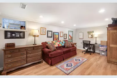 933 Wheaton Oaks Drive, Wheaton, IL 60187 - Photo 20