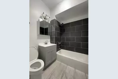 916 W 68th Street #2W, Chicago, IL 60621 - Photo 8