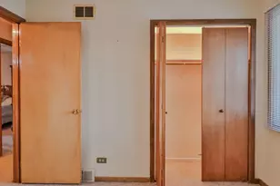 7N240 West End Rd, Roselle, IL 60172 - Photo 30