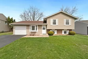 74 Joseph Ln, Glendale Heights, IL 60139 - Photo 2