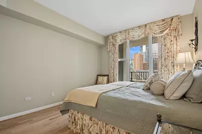 25 E Superior Street #901, Chicago, IL 60611 - Photo 10
