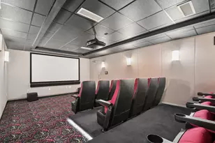 25 E Superior St, Chicago, IL 60611 - Photo 24