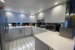 175 E Delaware Pl, Chicago, IL 60611 - Photo 10