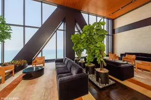 175 E Delaware Pl, Chicago, IL 60611 - Photo 2