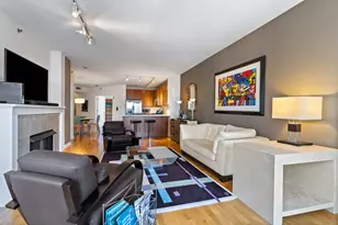 1212 N Wells St, Chicago, IL 60610 - Photo 14