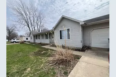 300 W 2nd Street #300, Aroma Park, IL 60910 - Photo 1