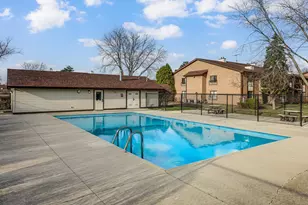 2229 Wharf Dr, Woodridge, IL 60517 - Photo 20