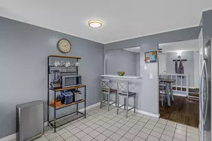 2229 Wharf Dr, Woodridge, IL 60517 - Photo 6