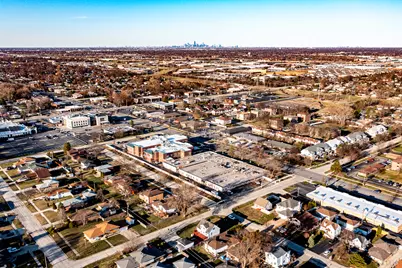 10500 S 80th Court, Palos Hills, IL 60465 - Photo 26