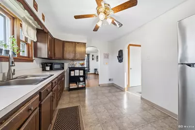 10500 S 80th Court, Palos Hills, IL 60465 - Photo 12