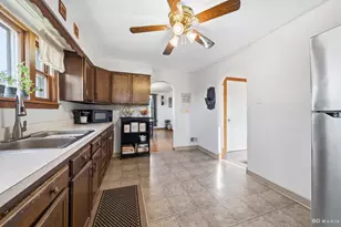 10500 S 80th Ct, Palos Hills, IL 60465 - Photo 12