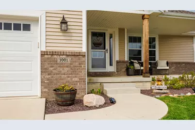 1001 Bach Drive, Bloomington, IL 61704 - Photo 2