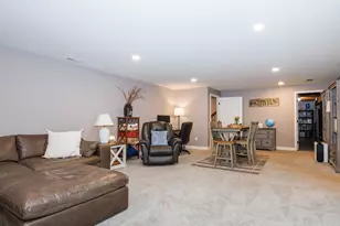 1001 Bach Dr, Bloomington, IL 61704 - Photo 42