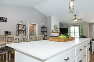 1001 Bach Dr, Bloomington, IL 61704 - Photo 16