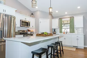 1001 Bach Dr, Bloomington, IL 61704 - Photo 12