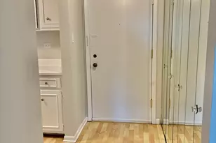 505 Redondo Dr, Downers Grove, IL 60516 - Photo 6