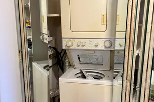 505 Redondo Dr, Downers Grove, IL 60516 - Photo 12