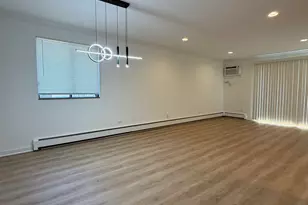 5 Echo Ct, Vernon Hills, IL 60061 - Photo 4