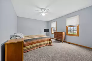 1334 Walsh Dr, Yorkville, IL 60560 - Photo 32