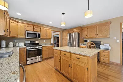 1334 Walsh Drive, Yorkville, IL 60560 - Photo 14