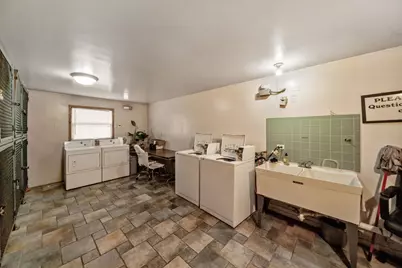 5841 W Lawrence Avenue #2NE, Chicago, IL 60630 - Photo 18