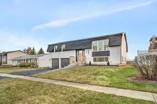 17831 Arlington Dr, Country Club Hills, IL 60478 - Photo 2