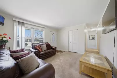 175 Creekside Drive, Bolingbrook, IL 60440 - Photo 2