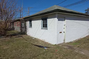 7923 S Calumet Ave, Chicago, IL 60619 - Photo 10