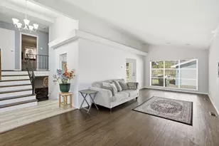 107 Chestnut St, Park Forest, IL 60466 - Photo 4