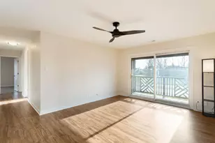 1756 Plymouth Ct, Wheaton, IL 60189 - Photo 6