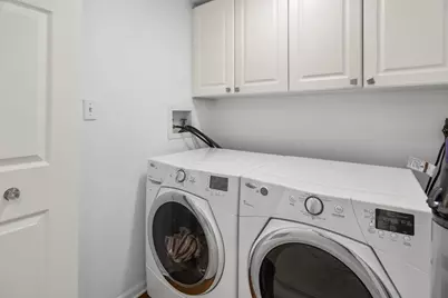 9200 E Prairie Road #209, Evanston, IL 60203 - Photo 20