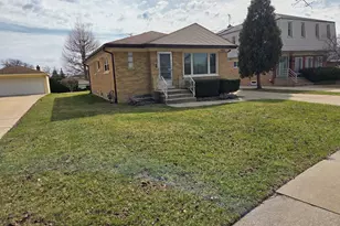 8423 N Shermer Road N, Niles, IL 60714 - Photo 2