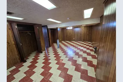 8423 N Shermer Road N, Niles, IL 60714 - Photo 18